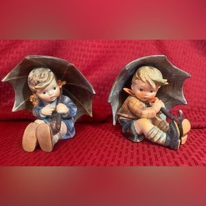 Hummel figurines Umbrella Boy #152 OA and Umbrella Girl #152 OA